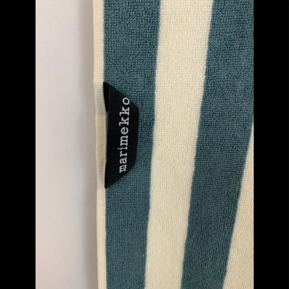 Marimekko Blue Gray/Off White Stripe Nimikko Bath Towel - Picture 6 of 8